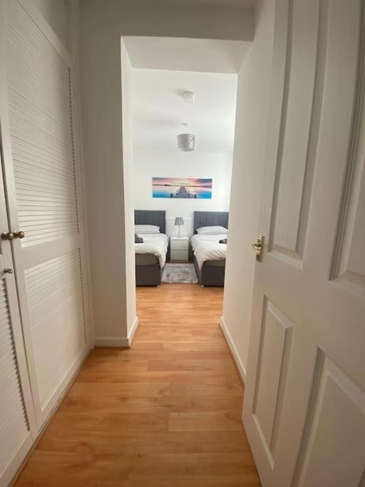 Modern Two Bed House Close To City Centre Белфаст Экстерьер фото